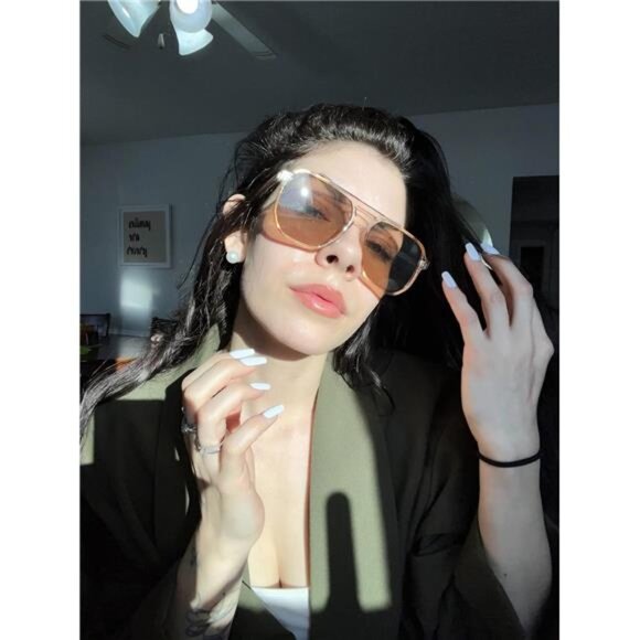 Retro Aviator Sunglasses Women Men 70s Vintage Square Plastic Frame UV400 Sun - Picture 3 of 7